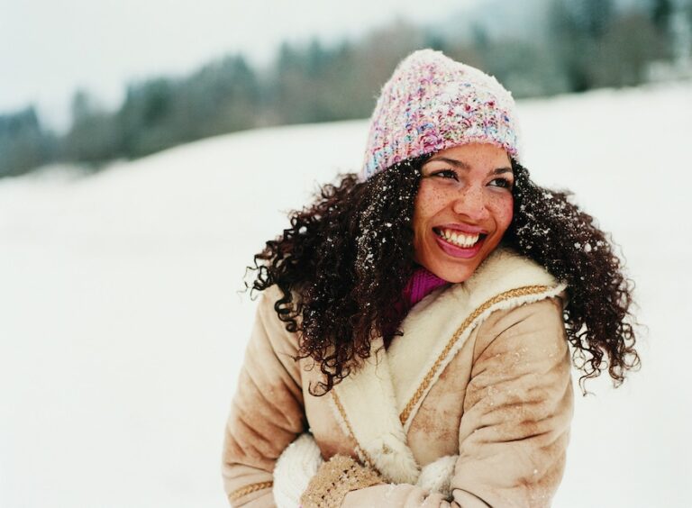Read more about the article Red Light Therapy Benefits in Winter